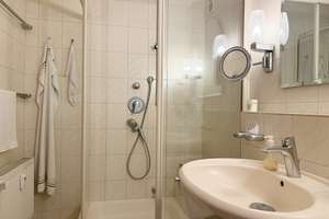 8. Etage über Reutlingen – 4-Zimmer-Wohnung mit zwei Balkonen! – Die vollständige Adresse der Immobilie erhältst du vom Anbieter., 72760 Sondelfingen, Reutlingen – Vorschaubild 7