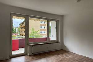 Wohnen in der Sebaldussiedlung - 2 Zimmer-Wohnung mit Balkon und Einbauküche! – Stettiner Str. 2, 91058 Sebaldus, Erlangen – Vorschaubild 2