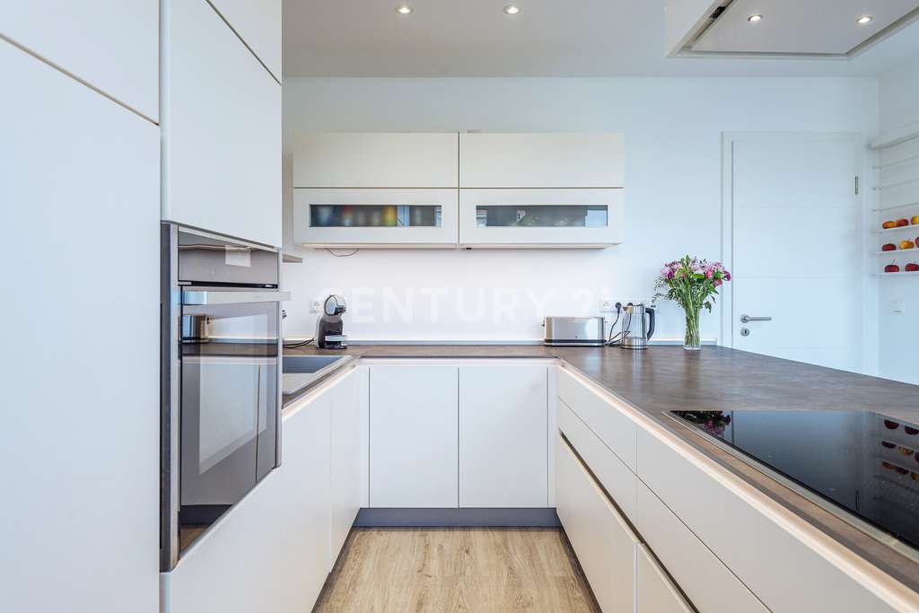 Immobilie in Bad Doberan - Exklusive Villa nahe Ostsee | 227 m² | 1.286 m² Grundstück | Erdwärme A+ - Bild 2