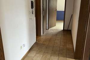 Helle 2-ZKB-Dachgeschosswohnung mit Balkon und Stellplatz in Trier-Pfalzel – Die vollständige Adresse der Immobilie erhältst du vom Anbieter., 54293 Pfalzel, Trier – Vorschaubild 8