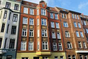 Großzügige 4-Zimmer-Wohnung mit zwei Balkonen – ideal für Familien oder WGs