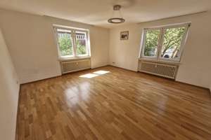 Schöne 3-Zimmer Wohnung direkt am Marktplatz