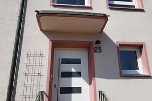 Attraktives und saniertes 6-Zimmer-Reihenendhaus mit geh. Innenausstattung in Augsburg Haunstetten – Freudenthalstraße 23, 86179 Augsburg – Vorschaubild 2