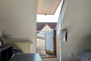 Helle 2 Zi-Wohnung mit Einbauküche in ruhiger Lage – 60389 Seckbach, Frankfurt am Main – Vorschaubild 4