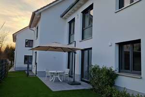Erstbezug 2,5 oder 3,5 Zimmer: Hochwertige Neubauwohnungen mit Balkon/Terrasse, Aufzug & KfW-40-QNG – Betzingerstr. 53, 72770 Ohmenhausen, Reutlingen – Vorschaubild 3
