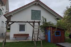 Neuler: Gepflegtes Mehrgenerationenhaus mit flexiblen Möglichkeiten zum Wohnen und Arbeiten! – Die vollständige Adresse der Immobilie erhältst du vom Anbieter., 73491 Neuler – Vorschaubild 3