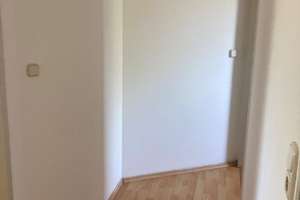 Wohnen mit Charakter: Gepflegte Dachgeschosswohnung in Augsburg – Öglinstraße 2, 86153 Am Schäfflerbach, Augsburg – Vorschaubild 4