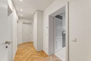 Erstbezug: Kernsanierte 3-Zimmer-Wohnung mit EBK und Balkon in Stuttgart-West – Senefelderstraße 15, 70178 Feuersee, Stuttgart – Vorschaubild 9