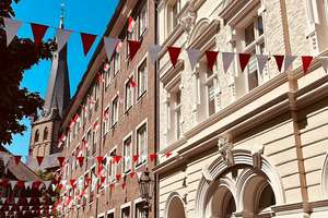 wunderschöne elegante Altbauwohnung in der nördlichen Altstadt
