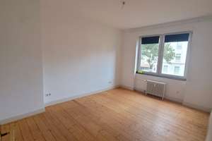 Alt-Bau Wohnung | 3 Zimmer und Balkon in Düsseldorf – Schlesische Str. 91, 40231 Eller, Düsseldorf – Vorschaubild 10
