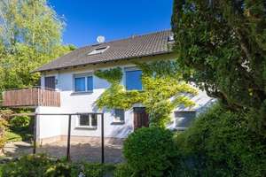 Charmantes Mehrfamilienhaus mit drei Wohnungen in begehrter Lage von Würzburg-Grombühl – Die vollständige Adresse der Immobilie erhältst du vom Anbieter., 97080 Grombühl, Würzburg – Vorschaubild 5