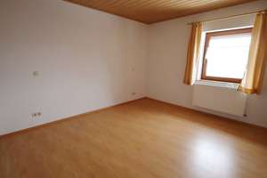 Ein Zuhause zum Ankommen mit viel Platz und Charme – Die vollständige Adresse der Immobilie erhältst du vom Anbieter., 66887 Föckelberg – Vorschaubild 6