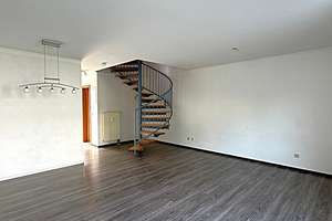 3-ZKB Maisonette-Wohnung mit Dachterrasse und Stellplatz – Am Krenzelsberg 122, 66115 Burbach, Saarbrücken – Vorschaubild 5