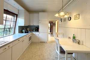 Im Herzen von Habenhausen - Einfamilienhaus mit großem Garten, Garage und Dachterrasse – Bremen – Vorschaubild 6