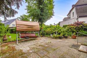 Großzügiges und solides Einfamilienhaus mit Tiefgarage und Garten in zentraler Lage von Oslebshausen – Die vollständige Adresse der Immobilie erhältst du vom Anbieter., 28239 Oslebshausen, Bremen – Vorschaubild 5