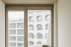 Neubau-Ikone von Grüntuch Ernst Architekten im Stadtquartier AM TACHELES – Johannisstraße 13, 10117 Berlin – Vorschaubild 10