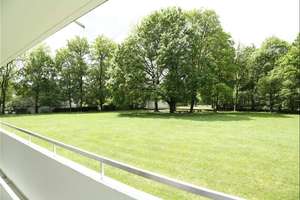 Möblierte 2-Zimmer-Wohnung mit Balkon in Bogenhausen – Titurelstraße 2, 81925 Herzogpark, München – Vorschaubild 3