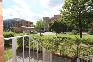 Bezugsfrei! 2-Zimmer-Wohnung im Hochparterre mit Terrasse! – An der Filmfabrik 06, 12555 Köpenick, Berlin – Vorschaubild 4