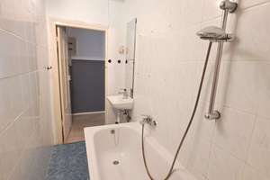 Großzügige Altbauwohnung in Bestlage am Helmholtzplatz – Lettestraße x, 10437 Prenzlauer Berg, Berlin – Vorschaubild 12