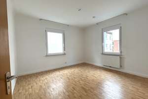 Helle 3-Zimmer-Wohnung mit großem Balkon in ruhiger Lage – Die vollständige Adresse der Immobilie erhältst du vom Anbieter., 70329 Obertürkheim (Ortsteil), Stuttgart – Vorschaubild 9