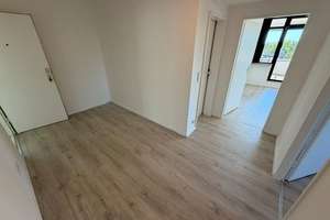 gemütliche 2-Zimmer Wohnung mit großzügigem Balkon in Lichtenrade! – Nahariyastr. 33, 12309 Lichtenrade, Berlin – Vorschaubild 2
