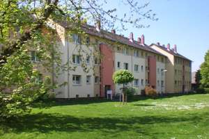 Helle 3,5-Zimmer-Wohnung mit Loggia in Eckenheim zu vermieten