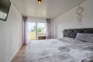 Charmantes Reihenmittelhaus mit modernisierter Ausstattung und TG-Stellplatz – Esslingen (Kreis) – Vorschaubild 11