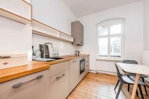 Altbau-Investment im Wrangelkiez (Kreuzberg 36) – mit Perspektive auf Eigennutzung ab 2030 – Die vollständige Adresse der Immobilie erhältst du vom Anbieter., 10997 Kreuzberg, Berlin – Vorschaubild 4