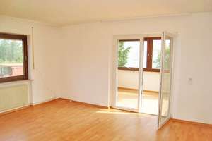 Zweifamilienhaus mit DG Ausbau in Sulzbach-Rosenberg – Die vollständige Adresse der Immobilie erhältst du vom Anbieter., 92237 Sulzbach-Rosenberg – Vorschaubild 3