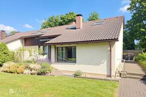 Wohnen mit Mehrwert – Doppelhaushälfte mit zwei Wohnungen und Garten – Die vollständige Adresse der Immobilie erhältst du vom Anbieter., 72768 Altenburg, Reutlingen – Vorschaubild 3
