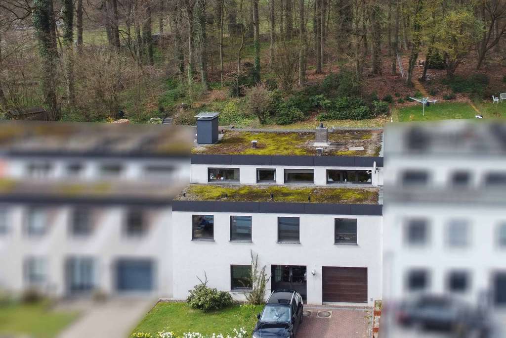 Immobilie in Bielefeld - Mittelreihenhaus in ruhiger Sackgassenlage am Waldrand mit Garage in Kirchdornberg - Bild 1