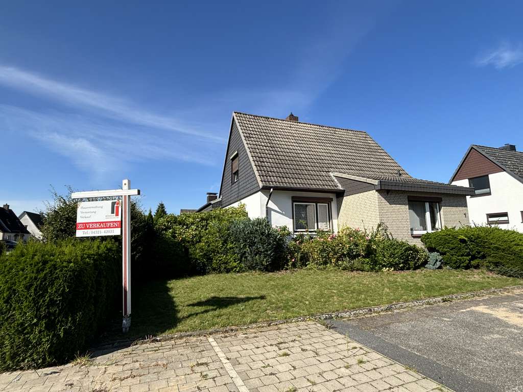 Einfamilienhaus mit Kamin, Wintergarten und Garage in gefragter, ruhiger Lage (RÖMBKE IMMOBILIEN KG)