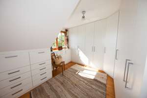 Luxuriöses Familienhaus mit herrlichem Fernblick in ruhiger Wohnlage! – Die vollständige Adresse der Immobilie erhältst du vom Anbieter., 96476 Bad Rodach – Vorschaubild 20