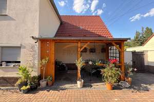 Familienfreundliches Einfamilienhaus mit großem Grundstück, Kamin, Nebengebäuden und viel Potenzial – Die vollständige Adresse der Immobilie erhältst du vom Anbieter., 1979 Lauchhammer – Vorschaubild 3