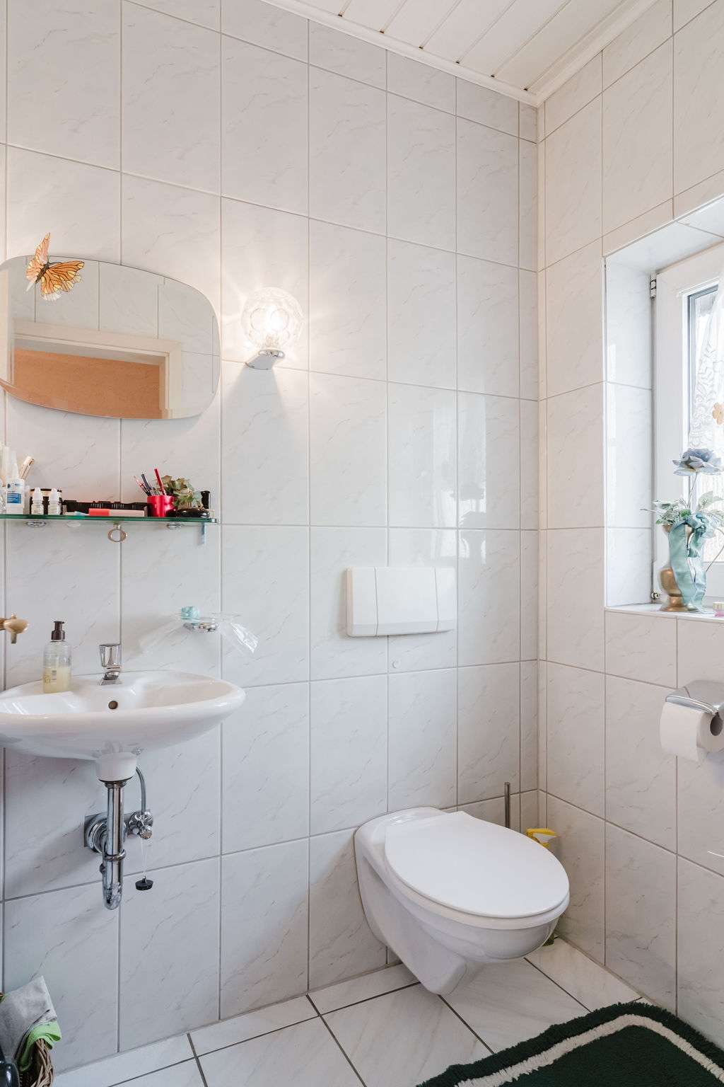 Immobilie in Niederwerth - Hier fühlt man sich wohl! 
Schöne Doppelhaushälfte auf dem Niederwerth - Bild 1