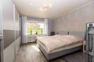Gepflegtes Einfamilienhaus mit Garage, PV-Anlage und Wärmepumpe – Die vollständige Adresse der Immobilie erhältst du vom Anbieter., 26529 Osteel – Vorschaubild 14