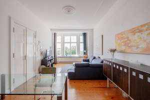 Klassischer Altbaucharme mit unverbaubarem Weitblick – 10997 Kreuzberg, Berlin – Vorschaubild 1
