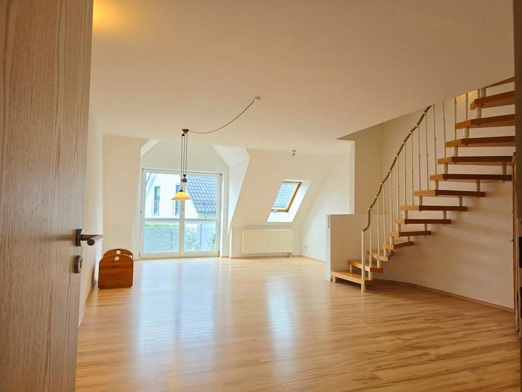 Immobilie in Adelsried - Wohnen wie im eigenen Haus: Charmante 3-ZKB Maisonettewohnung in Adelsried - Bild 4