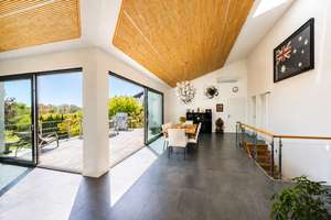 Wohnen wie ein Statement: Exklusives Haus mit Galeriegefühl, Sonnenterrasse und Naturblick – Die vollständige Adresse der Immobilie erhältst du vom Anbieter., 71126 Gäufelden – Vorschaubild 7
