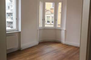 Ansprechende 4-Zimmer-Wohnung mit Balkon und Stellplatz in PF – Hirsauerstraße 142, 75180 Dillweißenstein, Pforzheim – Vorschaubild 3
