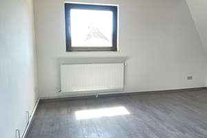 Einfamilienhaus in Rodalben: 4 Zimmer, Küche, 2 Bäder, kleiner Garten mit Hof – Die vollständige Adresse der Immobilie erhältst du vom Anbieter., 66976 Rodalben – Vorschaubild 19