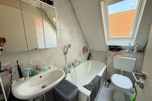 vermietete 2-Zimmer-Dachgeschoss – Die vollständige Adresse der Immobilie erhältst du vom Anbieter., 86179 Haunstetten-Süd, Augsburg – Vorschaubild 6