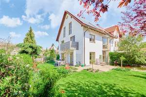 ***Wohnen mit Luxusgefühl: PV-Speicher, Schwedenofen, Gartenoase & intelligente Raumaufteilung*** – Die vollständige Adresse der Immobilie erhältst du vom Anbieter., 89331 Burgau – Vorschaubild 4