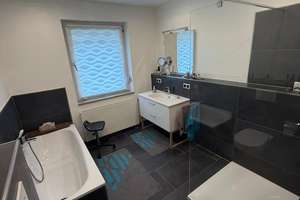 Coming Soon!
Freistehendes 1–2 Familienhaus mit zwei separaten Wohneingängen! – Die vollständige Adresse der Immobilie erhältst du vom Anbieter., 32545 Bad Oeynhausen – Vorschaubild 26