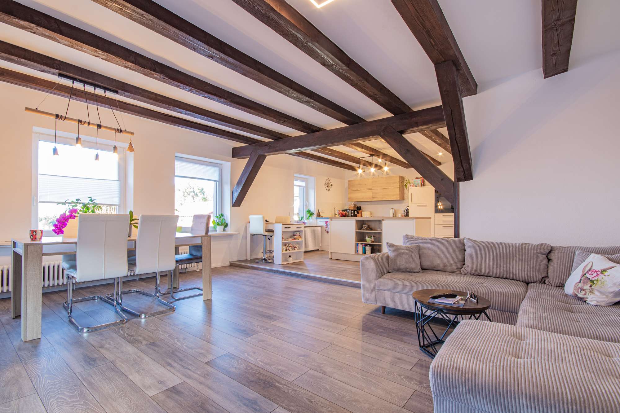 Immobilie in Sankt Peter - Licht, Raum und Schwarzwaldgefühl – ein Zuhause zum Verlieben
4-Zimmer-Wohnung in Sankt Peter - Bild 0