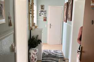 Attraktive 3-Zimmer-Wohnung mit Balkon mit Blick auf grün in Mönchengladbach – Die vollständige Adresse der Immobilie erhältst du vom Anbieter., 41199 Odenkirchen-Mitte, Mönchengladbach – Vorschaubild 2