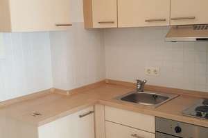 Schöne und helle 1-Zimmer-Wohnung mit EBK in Regensburg – Steyrer Weg 2, 93049 Westenviertel, Regensburg – Vorschaubild 6