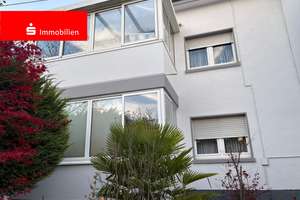 Frankfurt Sossenheim: Kapitalanlage mit drei Wohneinheiten und Garten