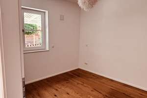 Gehobene, barrierefreie 2-Zimmer-Erdgeschosswohnung Einbaküche, Garten, Wintergarten etc – Die vollständige Adresse der Immobilie erhältst du vom Anbieter., 85570 Markt Schwaben – Vorschaubild 11