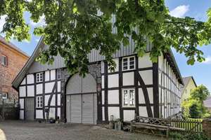 Historisches Fachwerkjuwel mit vielfältigen Nutzungsmöglichkeiten - ein besonderes Zuhause in Reel – Die vollständige Adresse der Immobilie erhältst du vom Anbieter., 32825 Blomberg – Vorschaubild 1